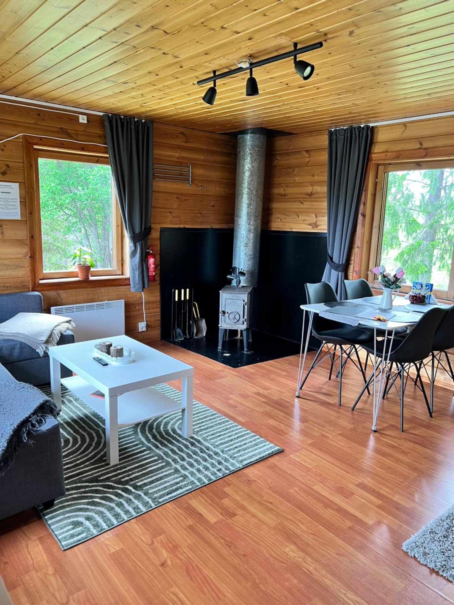 Hébergement de vacances Gemuetliches Blockhaus Im Wald *